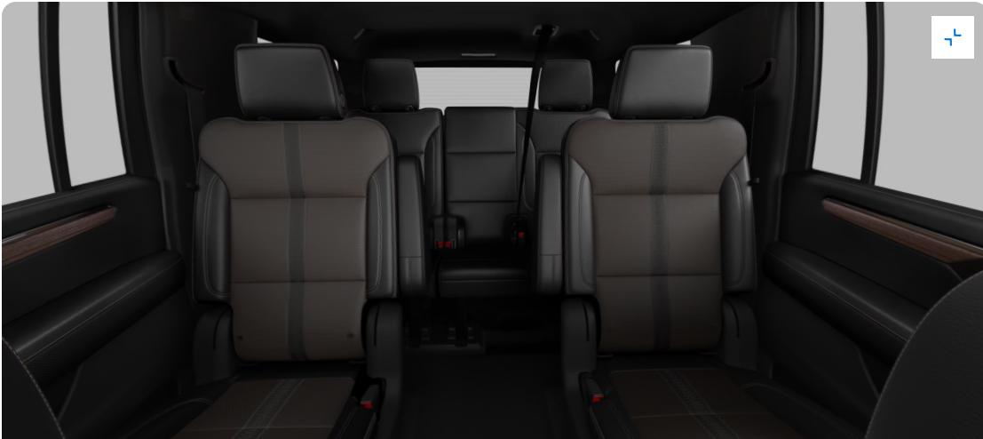Spacious chauffeur cabin with leather rear seats